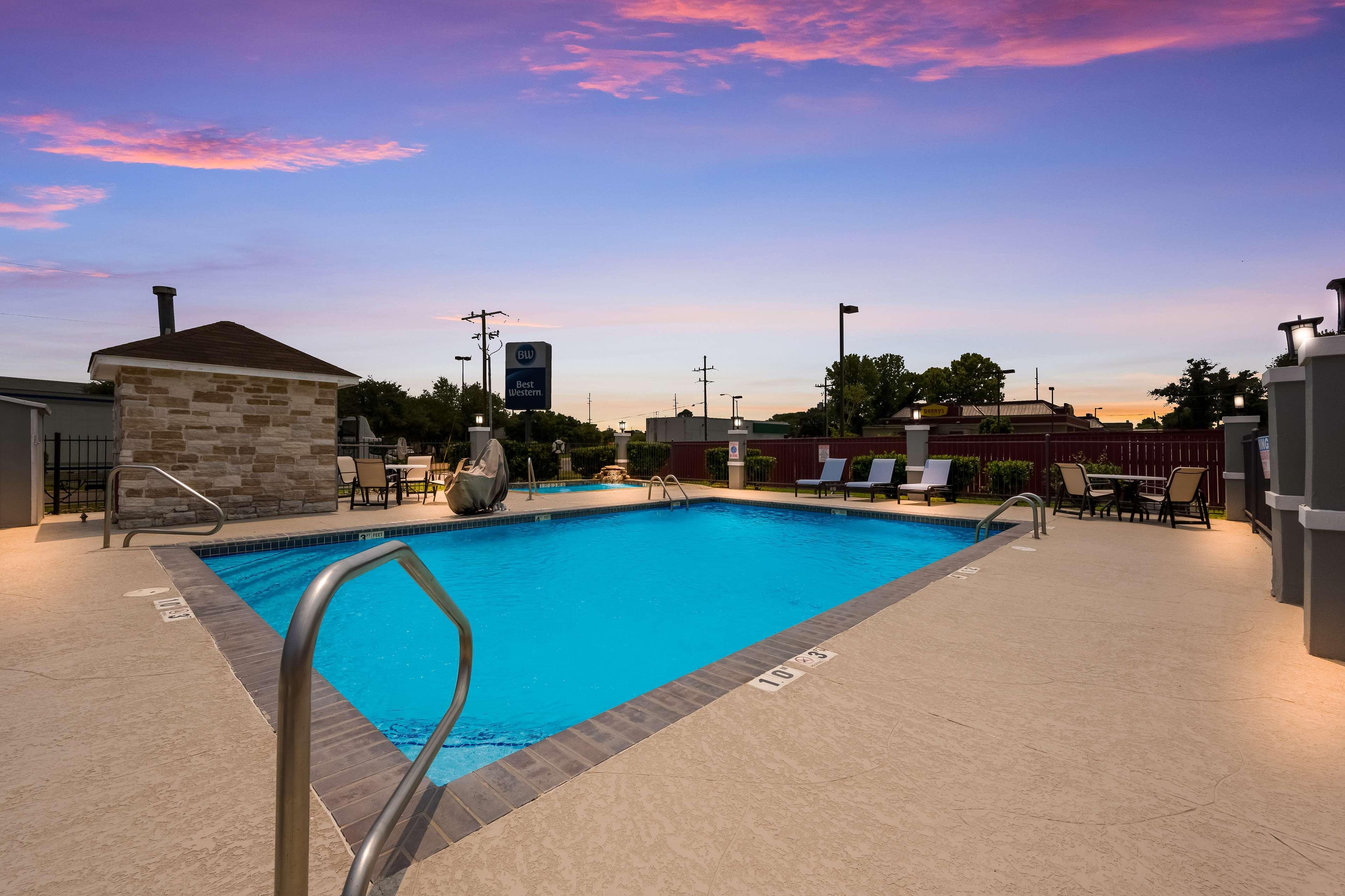 Best Western Huntsville Eksteriør billede